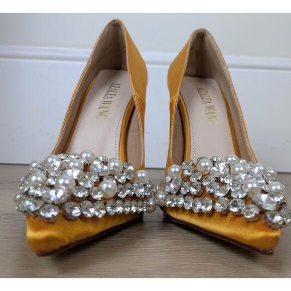 Azalea Wang Amelia Heels Pumps 6 Gold Satin Rhinestone Pearl Embellished 4" NEW - Picture 4 of 12